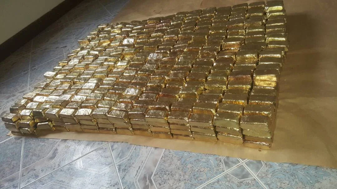 Gold export lot arranged for import compliance and document review